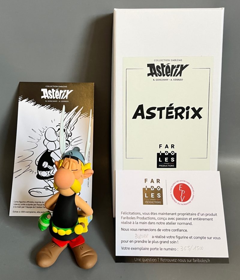 Goscinny et Uderzo - Figurine Asterix - Fariboles - 2014