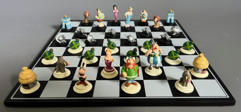 Uderzo et Goscinny - Asterix - Mini jeu d'échec - Plastoy Collectoys - 2000