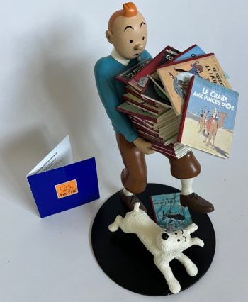 Hergé - Figurine Tintin tenant les albums - Version 1 - Leblon Delienne - 2011