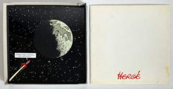 Hergé - Plaque émaillée On a marché sur la lune - Attendons instructions - Avec portfolio - 29X29 - Emaillerie Belge - 1985