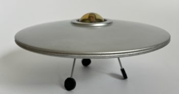 E.P. Jacobs - Blake et Mortimer - L'énigme de l'Atlantide - Soucoupe volante - Petit modèle- Aroutcheff - 1996