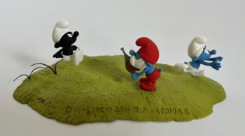 Peyo - Figurine La chasse du Schtroumpf noir - Fariboles - 2017